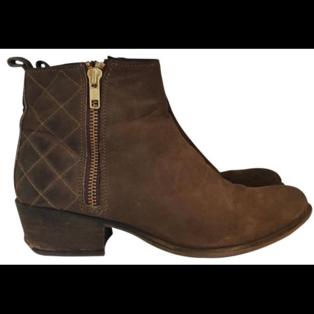 Steve Madden Brown Quilted Booties